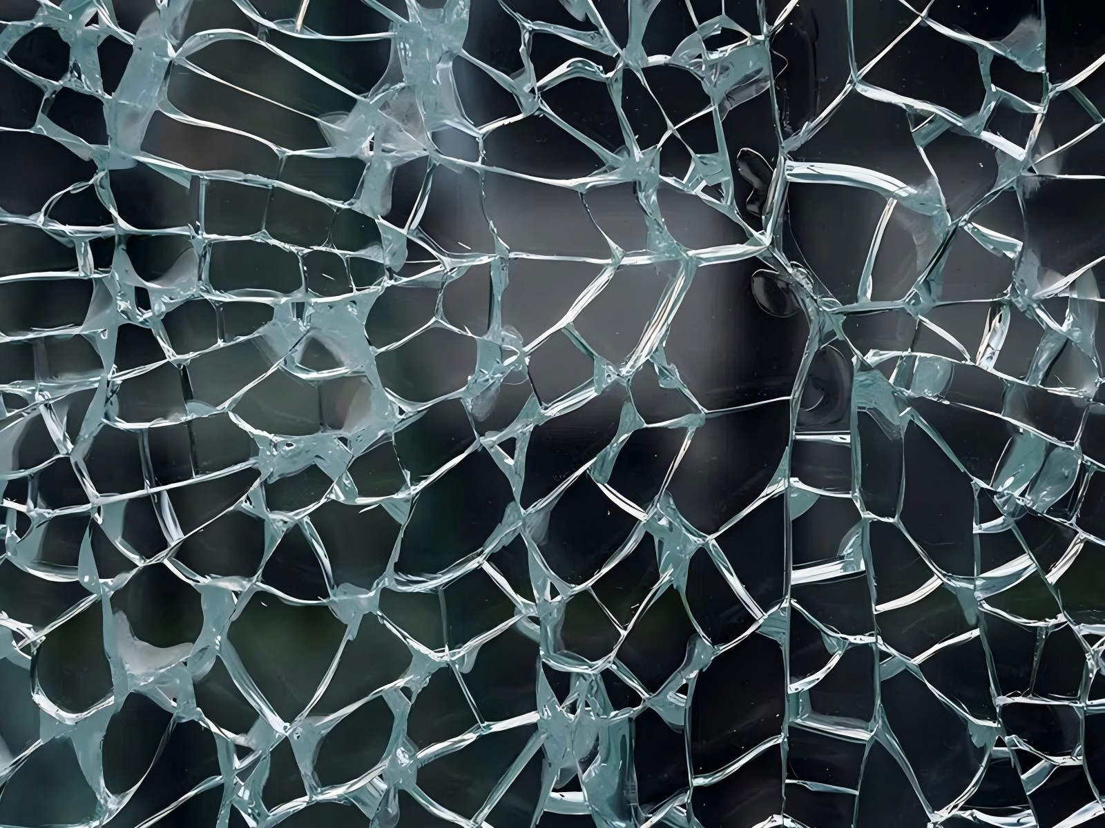 broken tempered glass 1.jpg