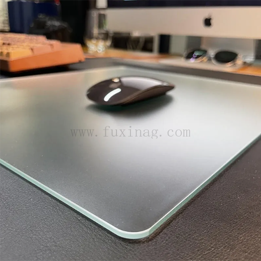 Custom Size 1.5-3mm Thickness Permanent AG Micro-Etched Ultra-Thin Tempered Glass Mousepad for Esports  Designer Workstations